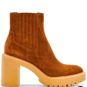 Dolce Vita “Like New” Caster H2O Booties